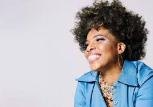 Locação de vans para o show da Macy Gray