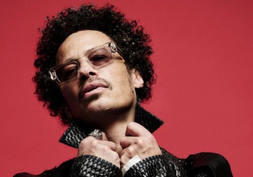 Locação de vans e micro-ônibus para o show do Eagle-Eye Cherry