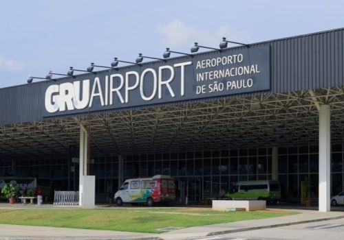 Fretamento de vans para aeroportos em São Paulo: conforto e pontualidade para viagens