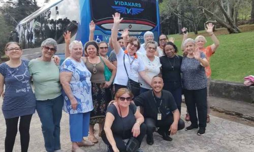 turismo_vidakars_aluguel_de_veiculos_.jpg Locação de Ônibus para Turismo